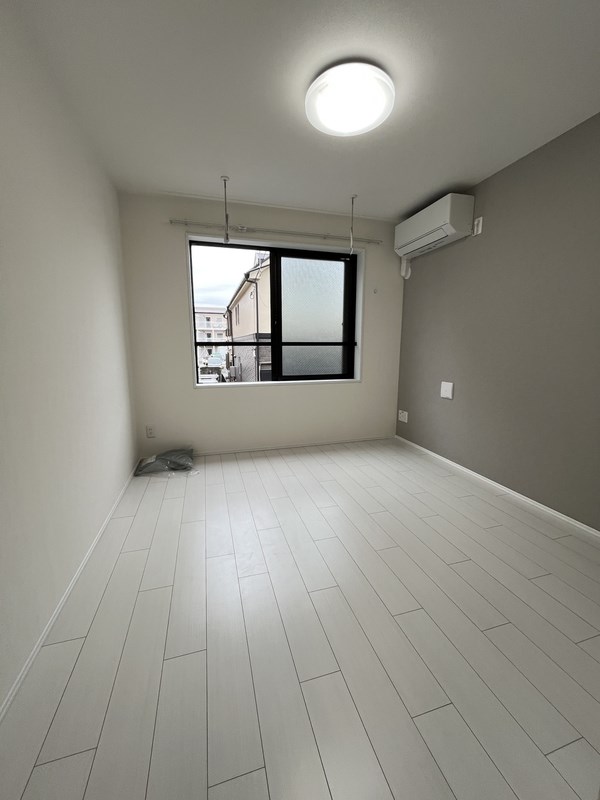 ルノン谷在家 リビング