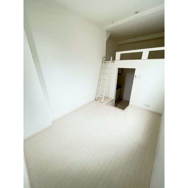 セレーナあらかわ遊園 リビング