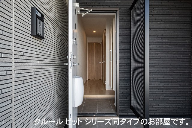 メゾンTomo 玄関