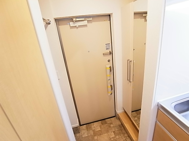 エルヴィータ 玄関