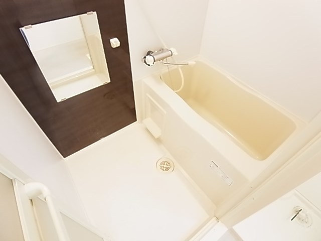 クイーンズコート２ 風呂画像