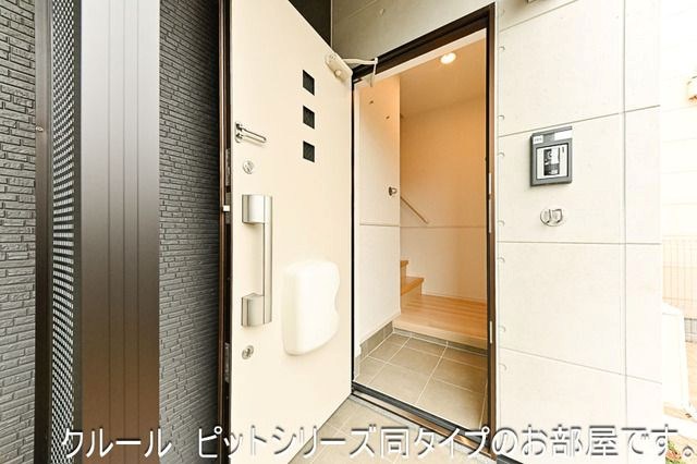 メゾンTomo 玄関