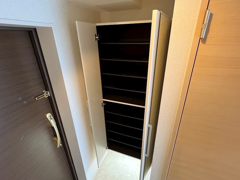 アビタ・ヴァン その他8