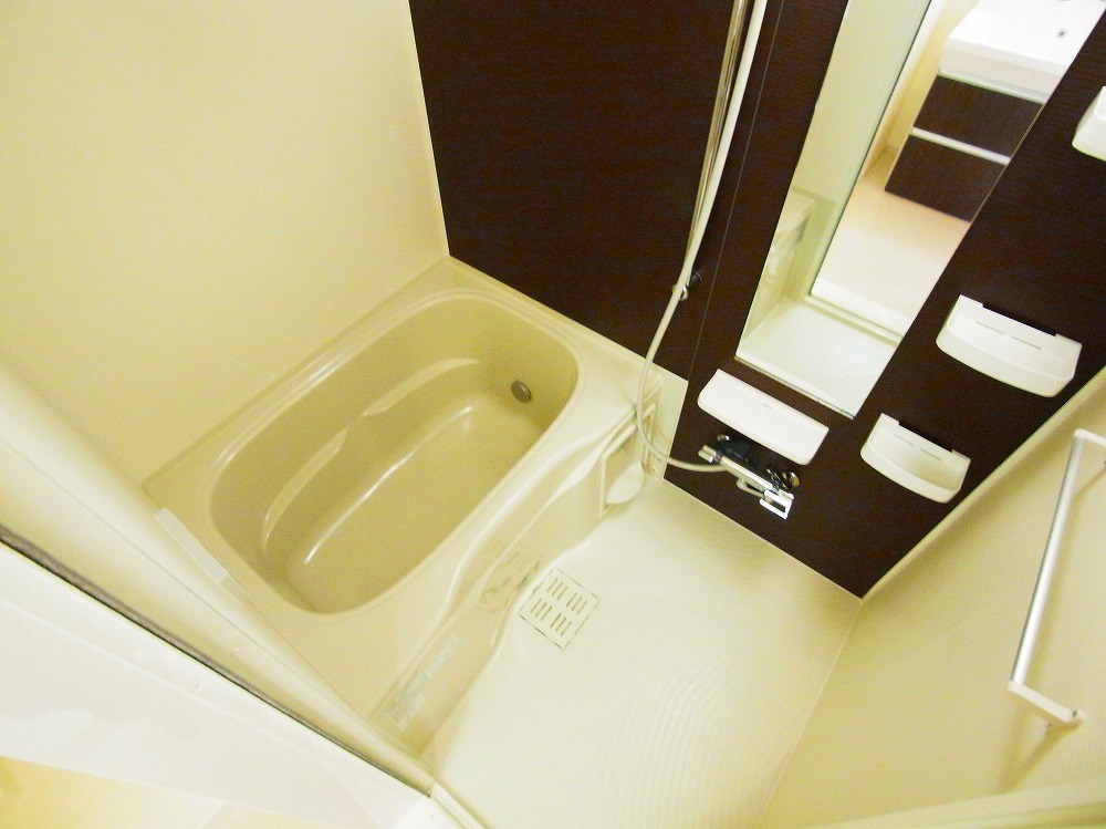 メゾン・ド・プラシッド 風呂画像