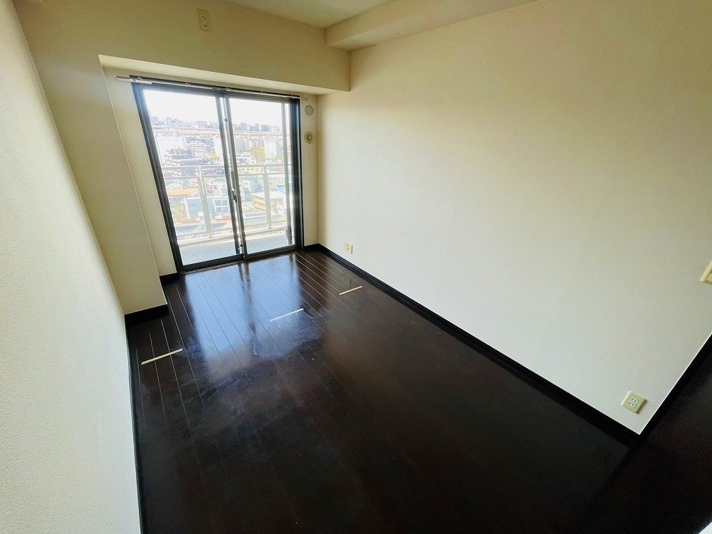 ロイヤルＫＪ ベッドルーム