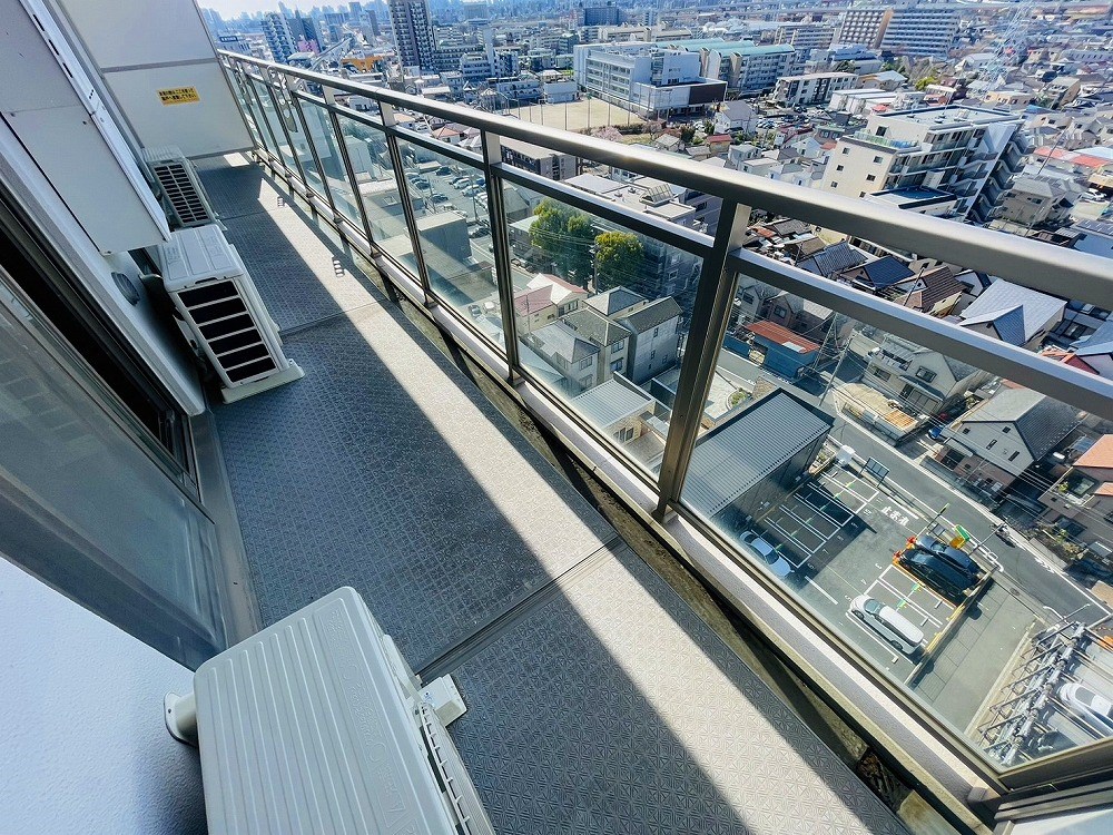 ロイヤルＫＪ ベランダ