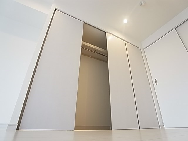 リブリ・アヴニールＫ．Ｓ その他3