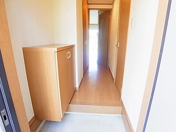 レカンドコリーヌ 玄関