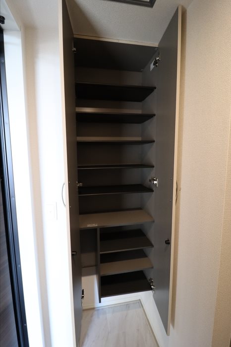 セレスティア青井Ⅱ 玄関