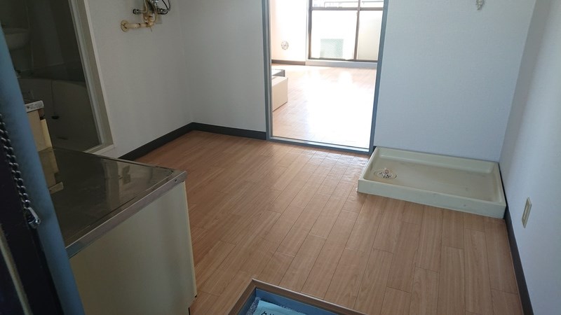 西新井岡田ビル リビング