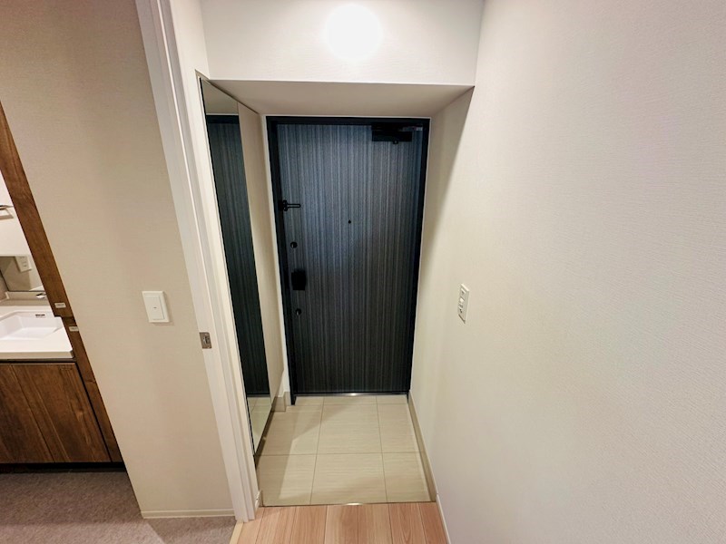 クレストコート北千住レジデンス 玄関