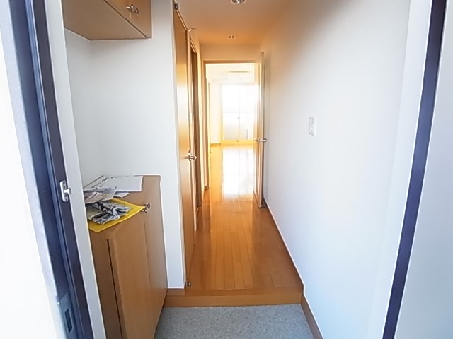 グラード舎人 玄関