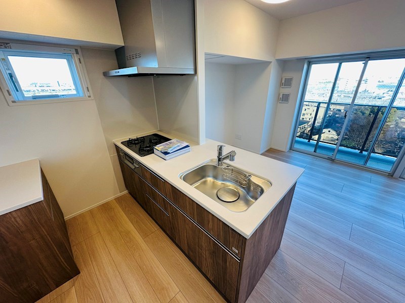 クレストコート北千住レジデンス キッチン