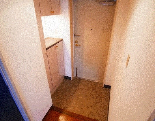 ライオンズヒルズ松戸 玄関