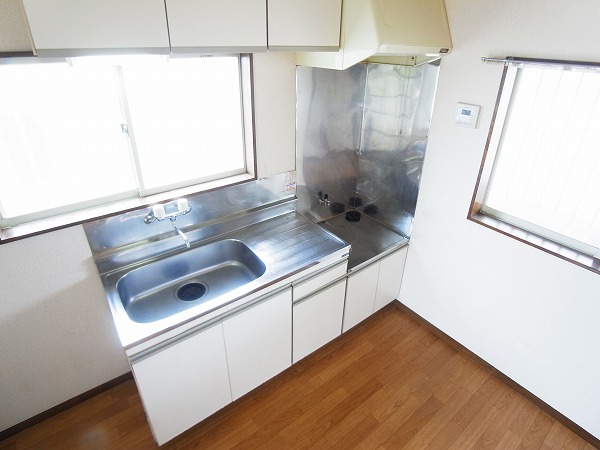 メゾン逆井1 キッチン