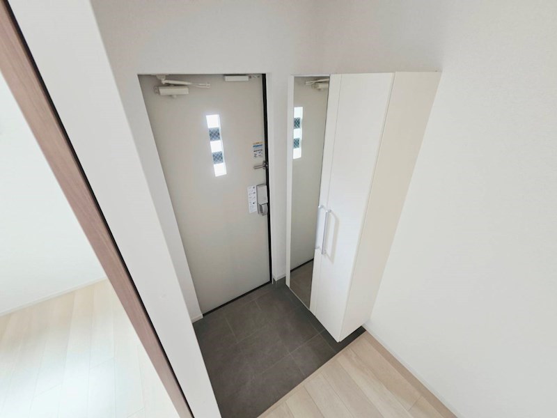 ｍｏｄｅｒｎｏ（モデルノ） 玄関