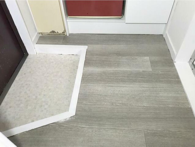 リリックハウス 玄関