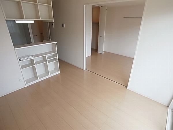 トレグラース　Ａ棟 リビング