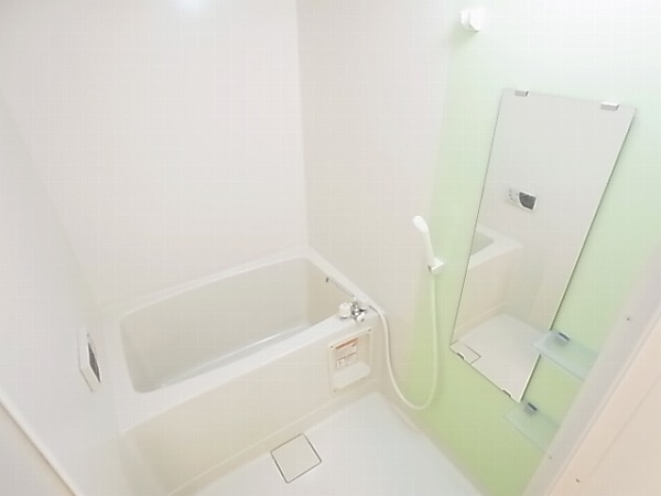 トレグラース　Ａ棟 風呂画像