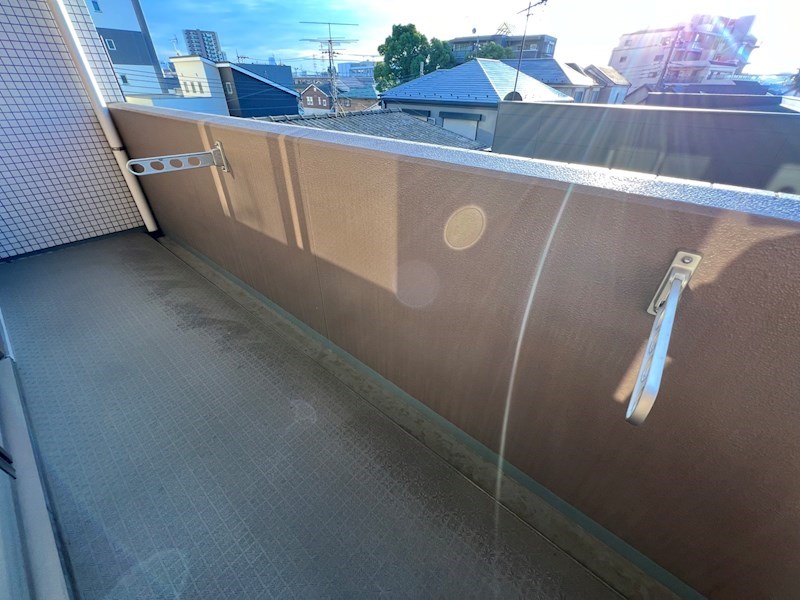 ロイヤルＫＪ ベランダ