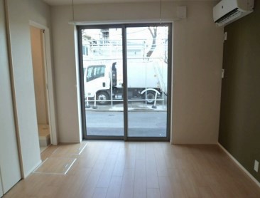 プライムクレスト　 リビング