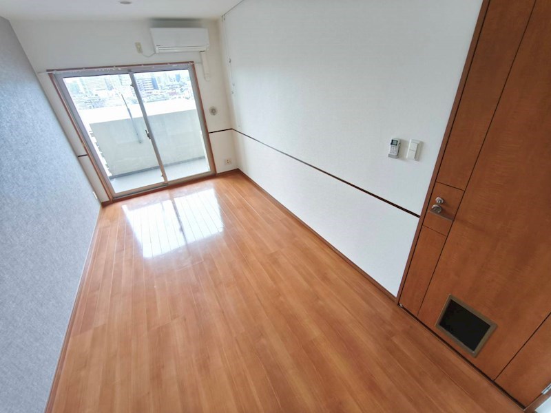 ロイヤルパークス新田 ベッドルーム