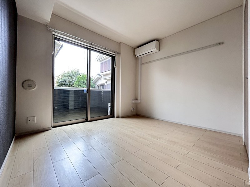 エーフラット　入谷 リビング