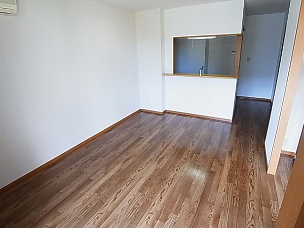 セントラルヒルズⅠ リビング