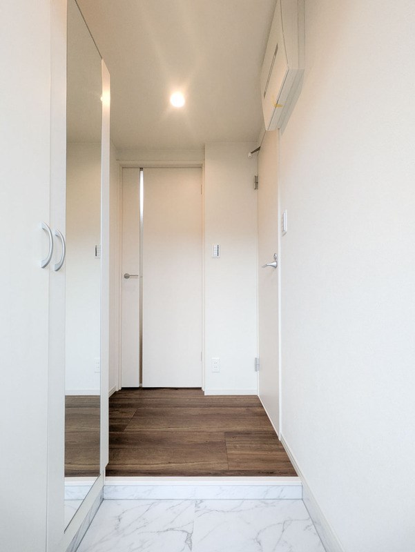 イクシオ東尾久 玄関