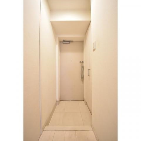 LEXE　東京　East id 玄関