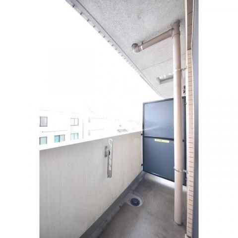 LEXE　東京　East id ベランダ