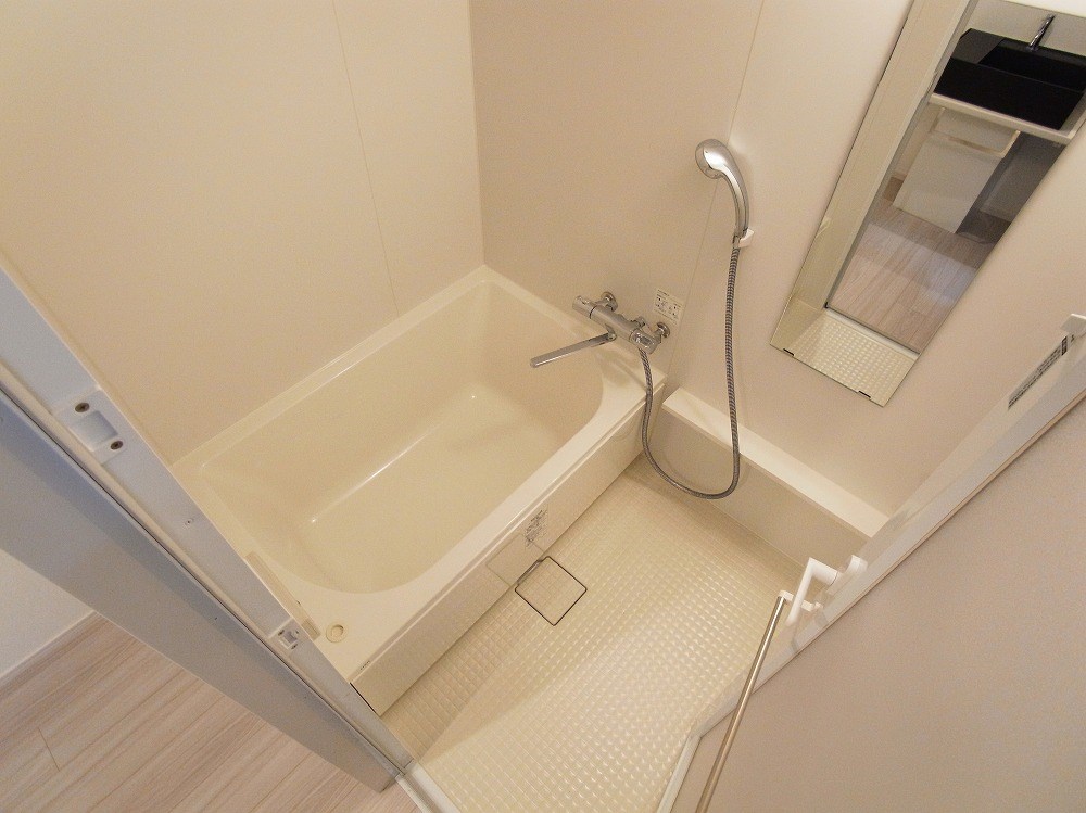 ART APARTMENT IN TOKYO NORTH 風呂画像