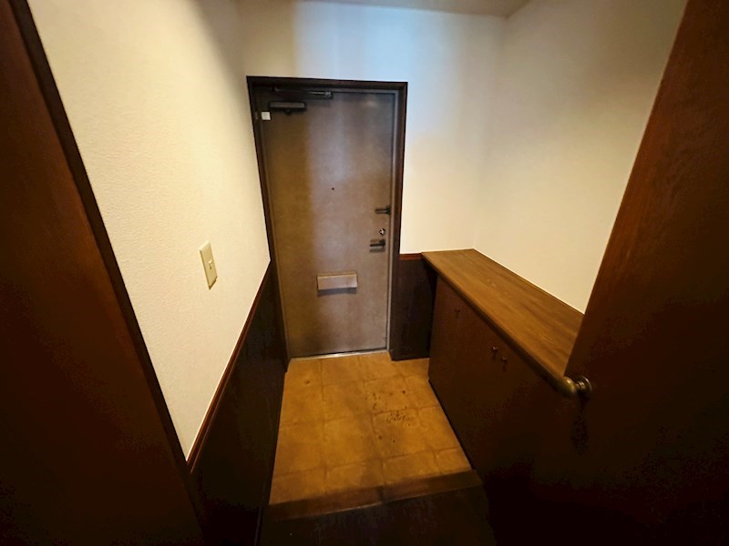 綾東ヴィレッジ弐番館 玄関