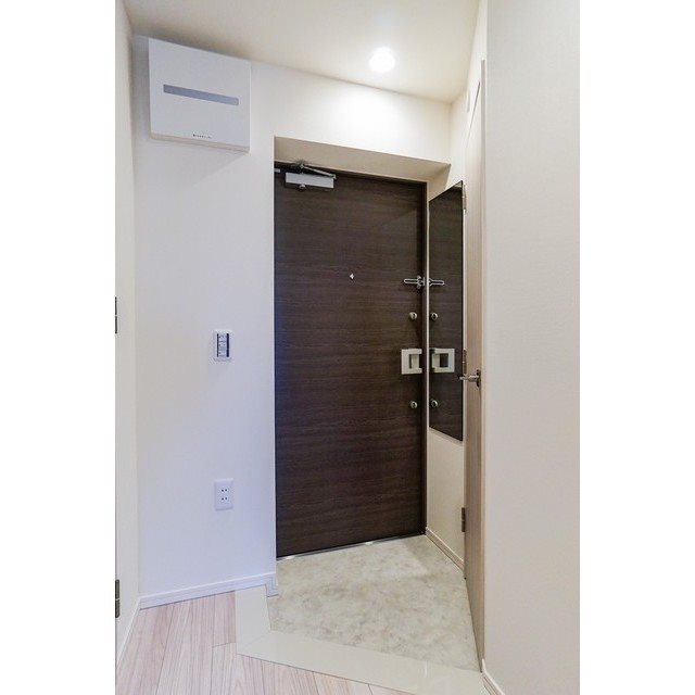 テラス南千住 玄関