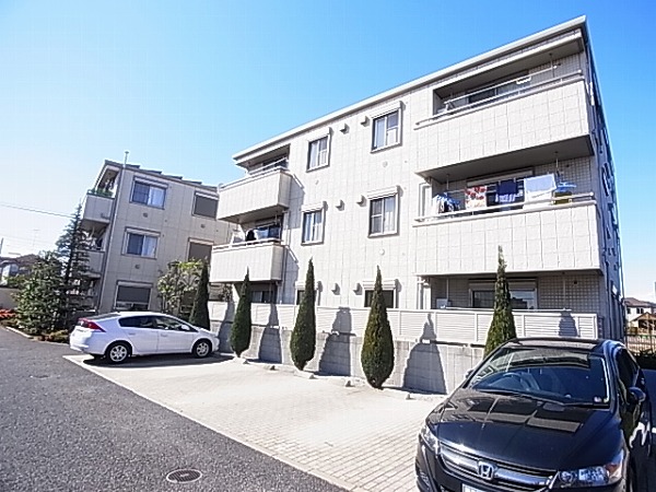 カスティージョＢ棟 301号室 外観