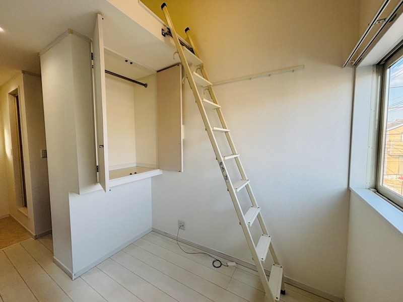 スマートコンパクト栄町 ベッドルーム