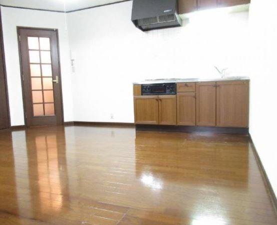 ラフィーヌ・吉野Ａ棟　 リビング