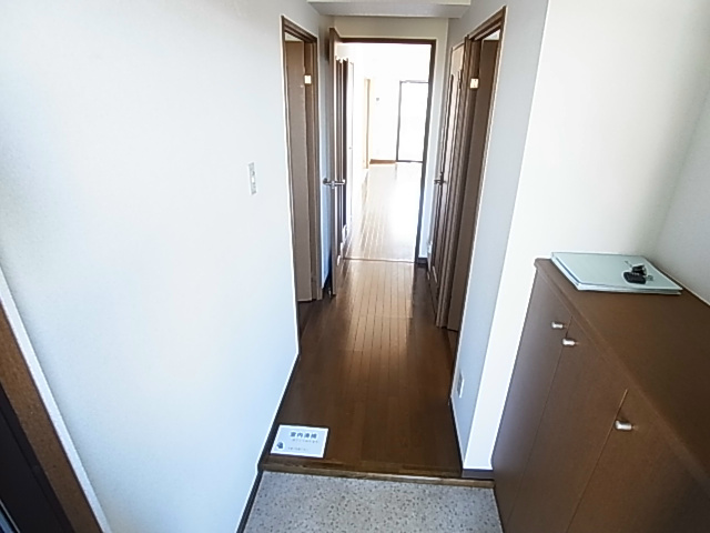 キャピタルステート 玄関