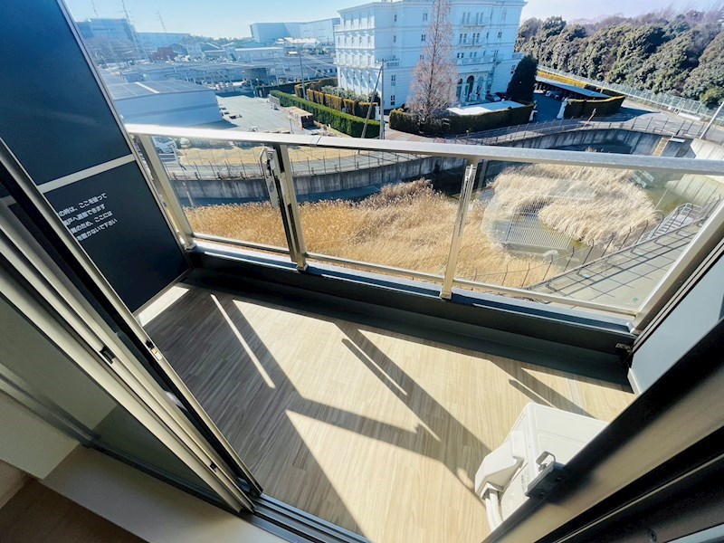 ラピスラズリ ベランダ