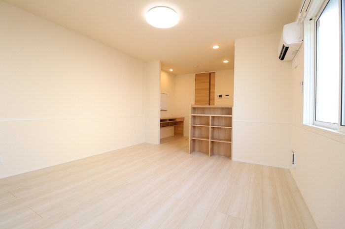 アムール リビング