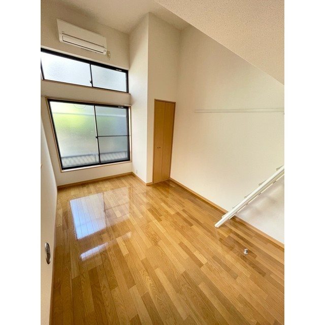 COLONNA MILIARE リビング