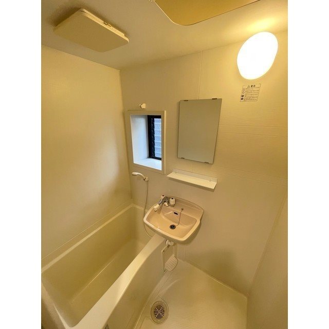 COLONNA MILIARE 風呂画像