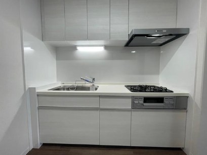 ルミエール西綾瀬 キッチン