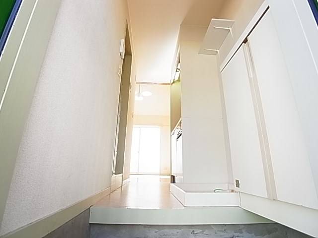 第１２ヒカリハイツＣ棟 玄関