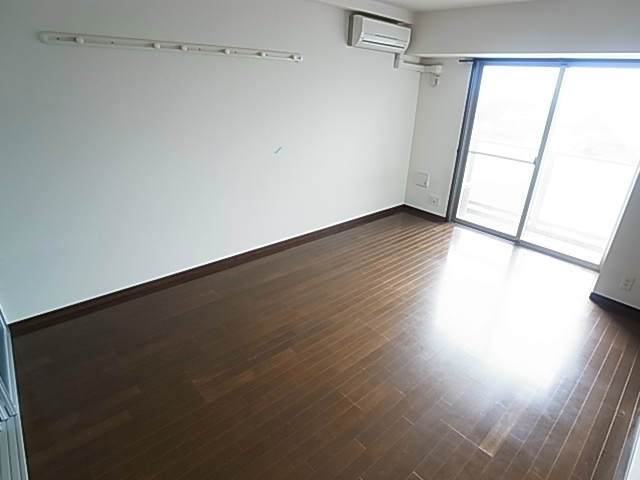 アンジュフローリア リビング