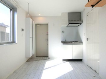 Ｄ－ＢＡＳＥ北千住 リビング