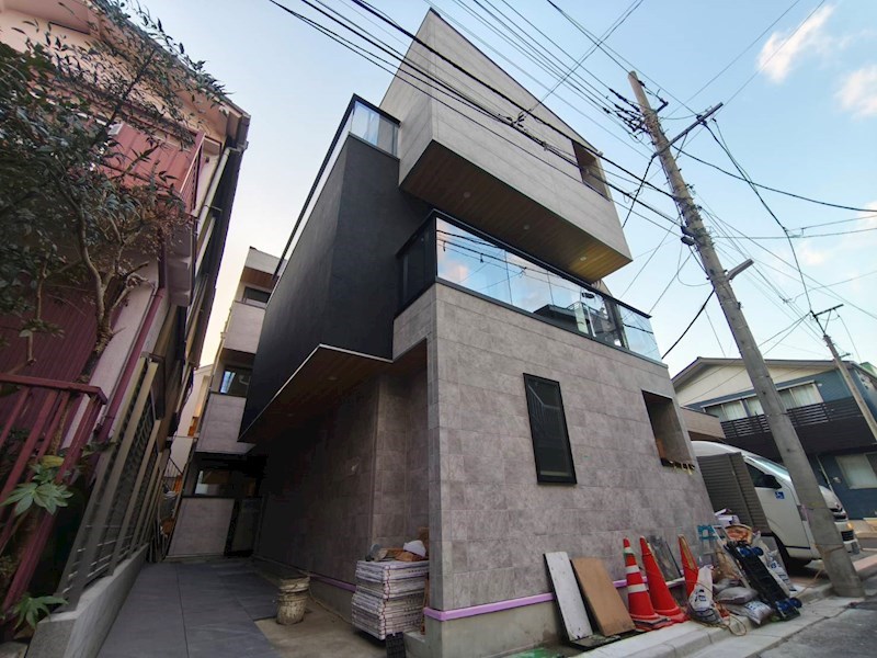 プラスドア北千住 外観写真