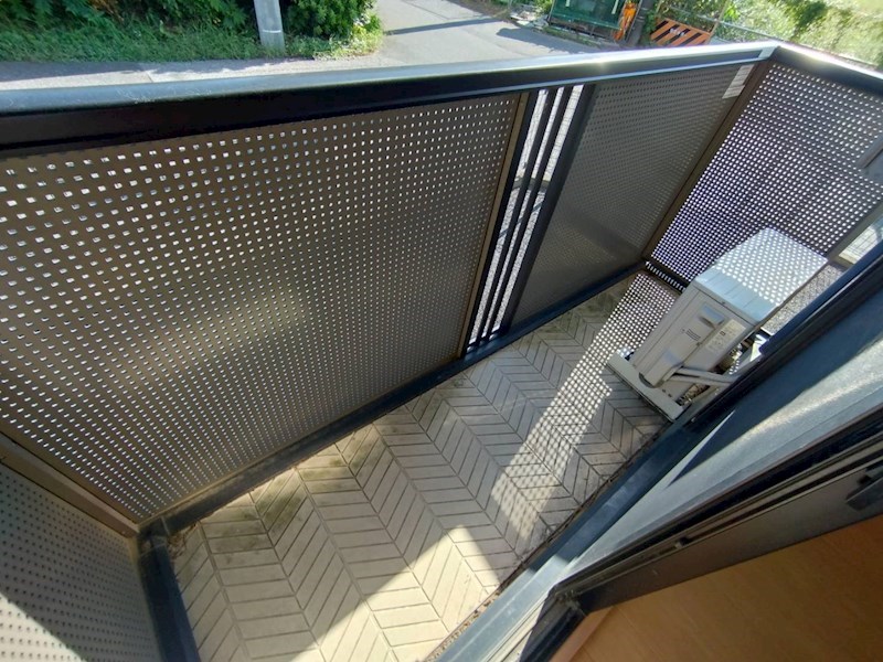 アミュゼ若柴Ｂ ベランダ