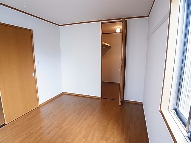 ヴィラ・エルメゾン ベッドルーム