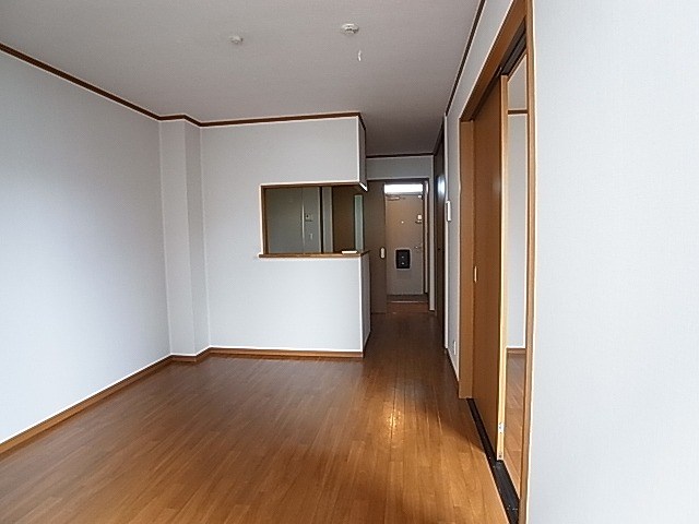 ヴィラ・エルメゾン リビング